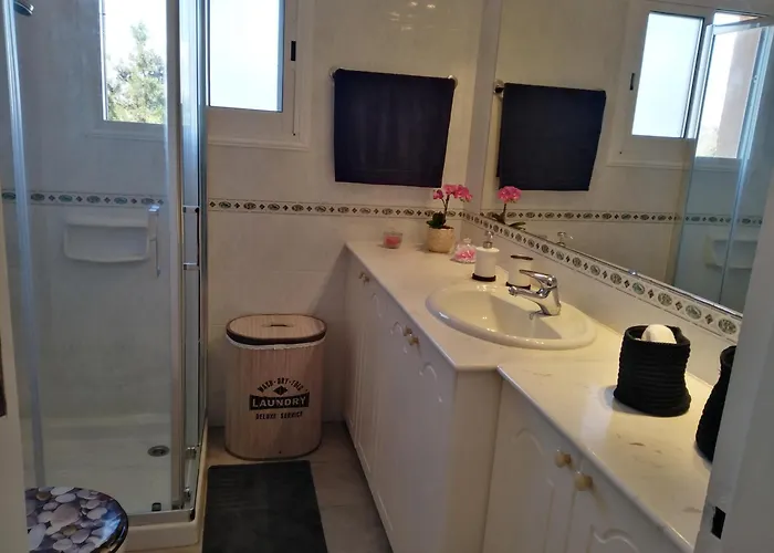 Paradise Gardens Ii Anastasia