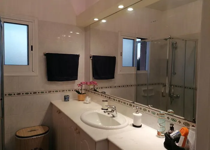 Paradise Gardens Ii Anastasia Apartmán